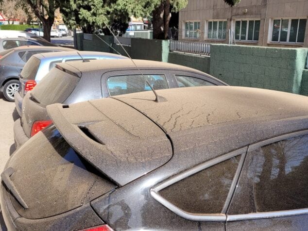 Imagen: El polvo se posa sobre Dénia