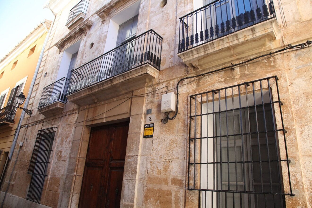 Fachada de La Casa de la Marquesa Valero de Palma