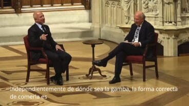 fotograma de la intervencion de bezos hablando sobre denia