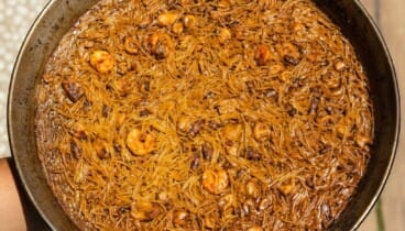 La fideuà de siempre con producto local en Restaurant Estanyó