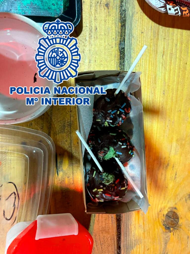 Lollipops adulterated with drug Dénia
