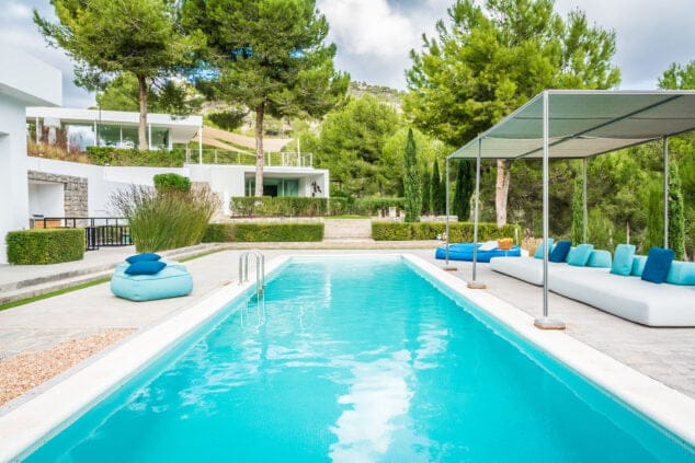 piscina del nuevo proyecto de quitec