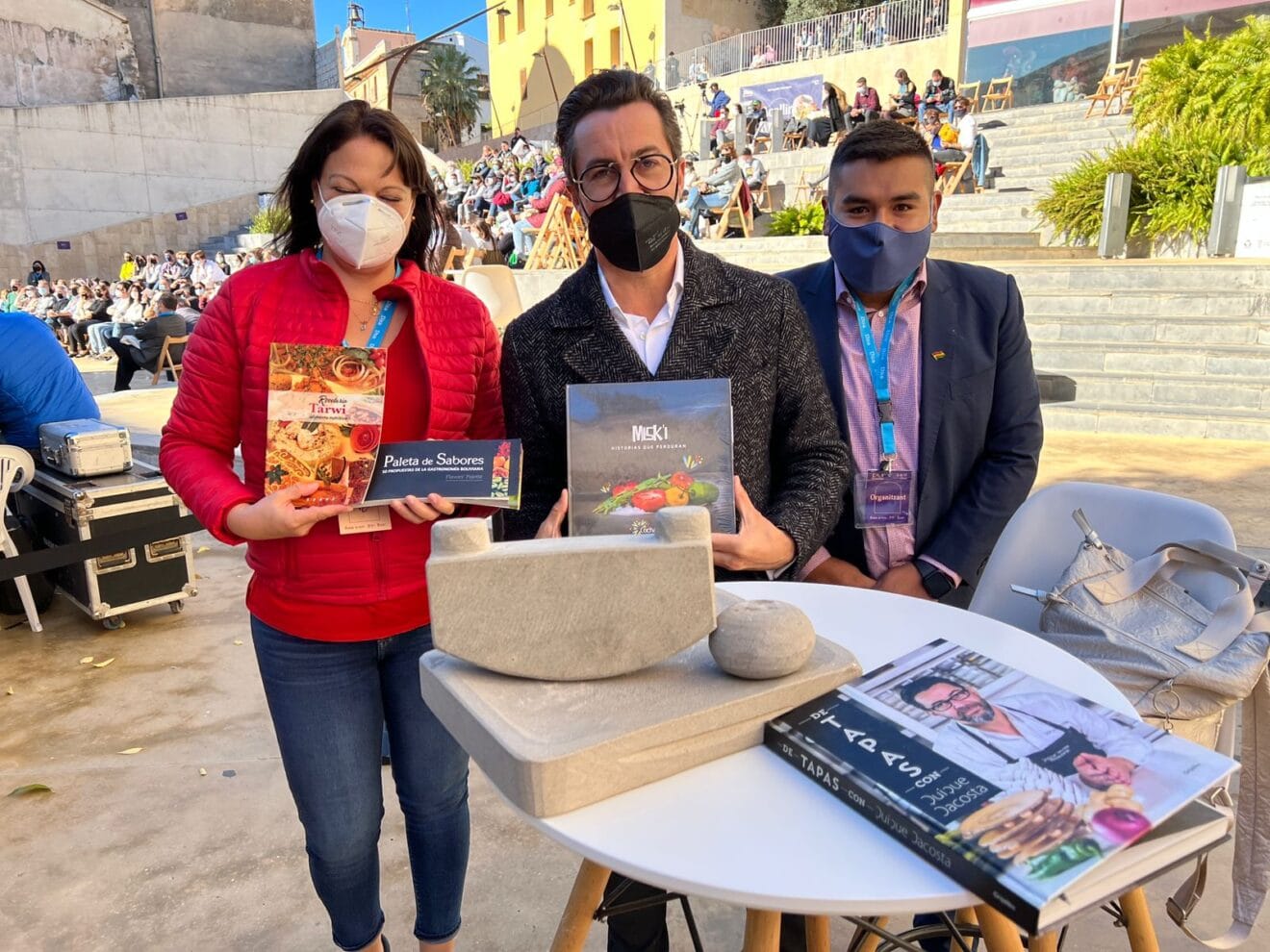 Representantes de Cochabamba con Quique Dacosta