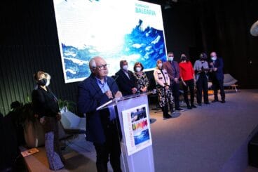 Ricard Pérez, presidente de Fundació Baleària, agradeciendo su premio