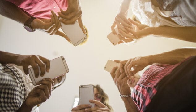 Imagen: Adicción a las pantallas y a las redes sociales con la Psicóloga Luisina Daives