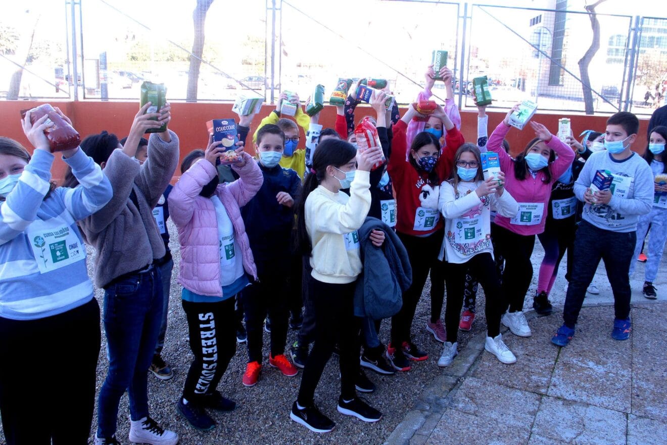 Carrera solidaria de los alumnos del Vessanes Dénia 12