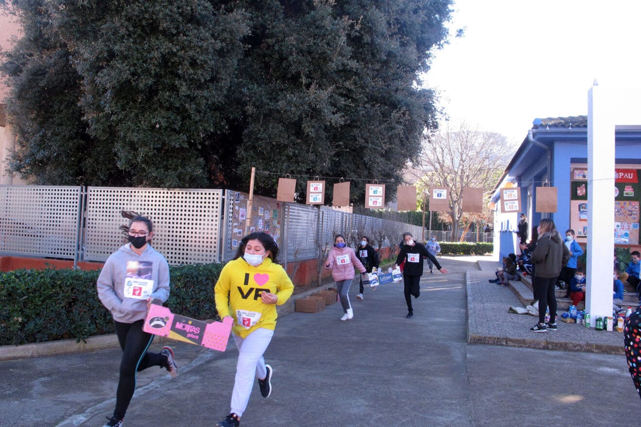 Carrera solidaria de los alumnos del Vessanes Dénia