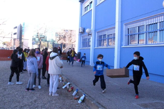 La carrera de los alumnos de un colegio de Dénia por la sostenibilidad del planeta 27 carrera solidaria de los alumnos del vessanes denia 26