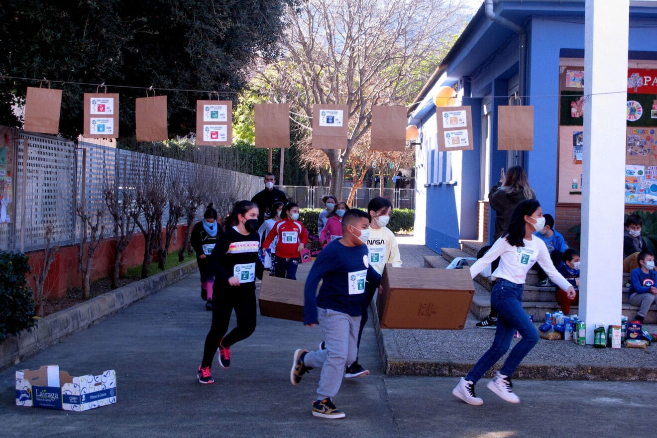Carrera solidaria de los alumnos del Vessanes Dénia 37