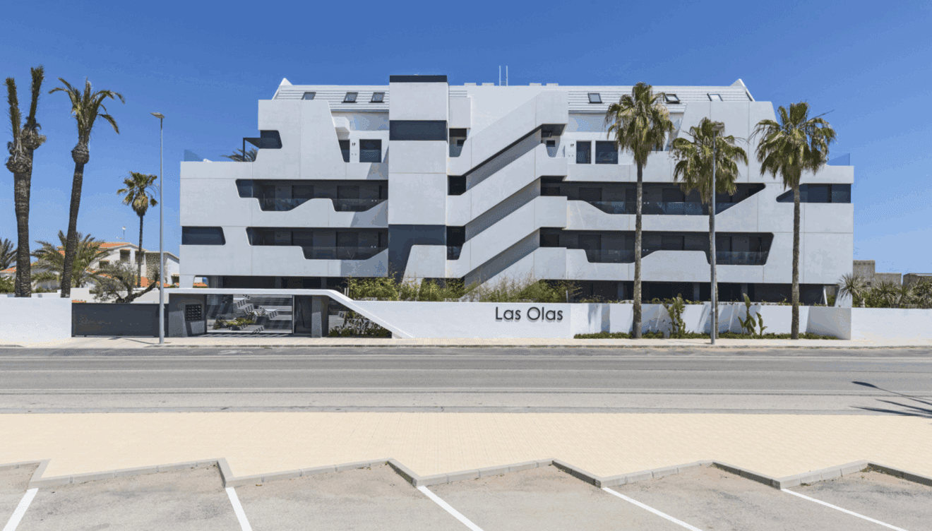 Edificio Las Olas en la playa de les Marines en Dénia