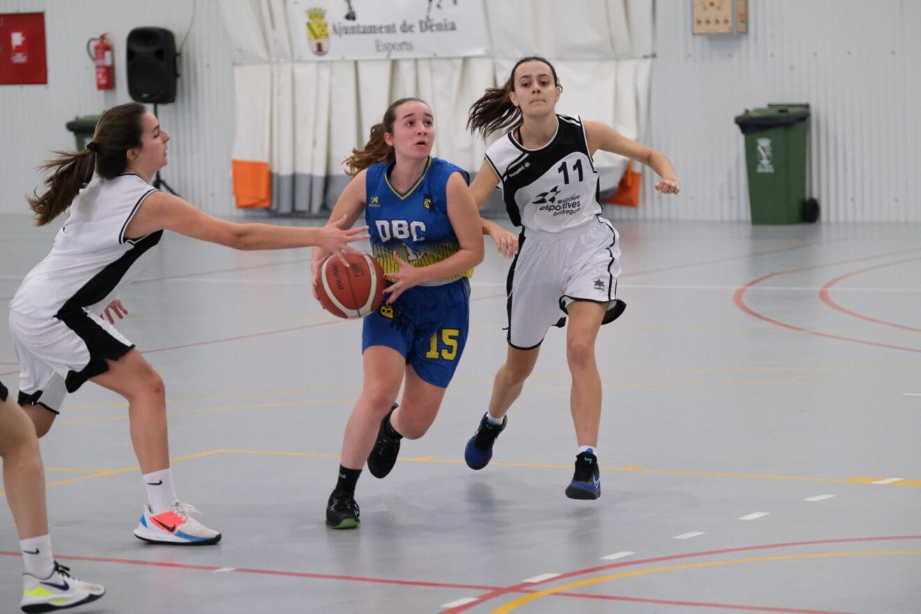 El equipo junior femenino jugó contra Terralfàs