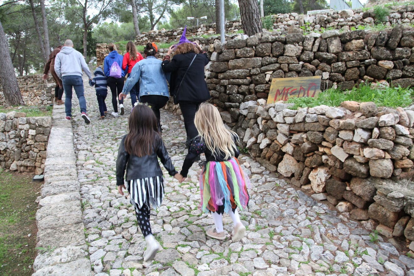Familias en el Castillo del Terror