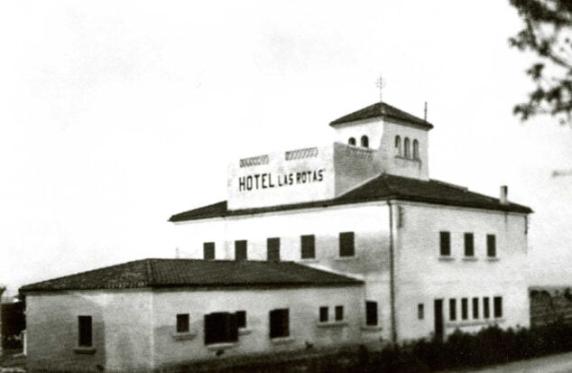 Imagen: Hotel la Rotas en 1955 | Colección Cardona-Far