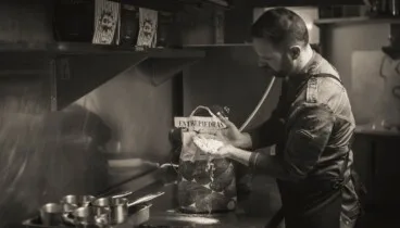 Platos vanguardistas con productos locales en D’Excaro