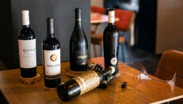 Selección de vinos valencianos para maridar en D’Excaro