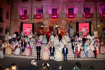 Cargos de las comisiones dianenses y representantes de la Junta Local durante la Crida