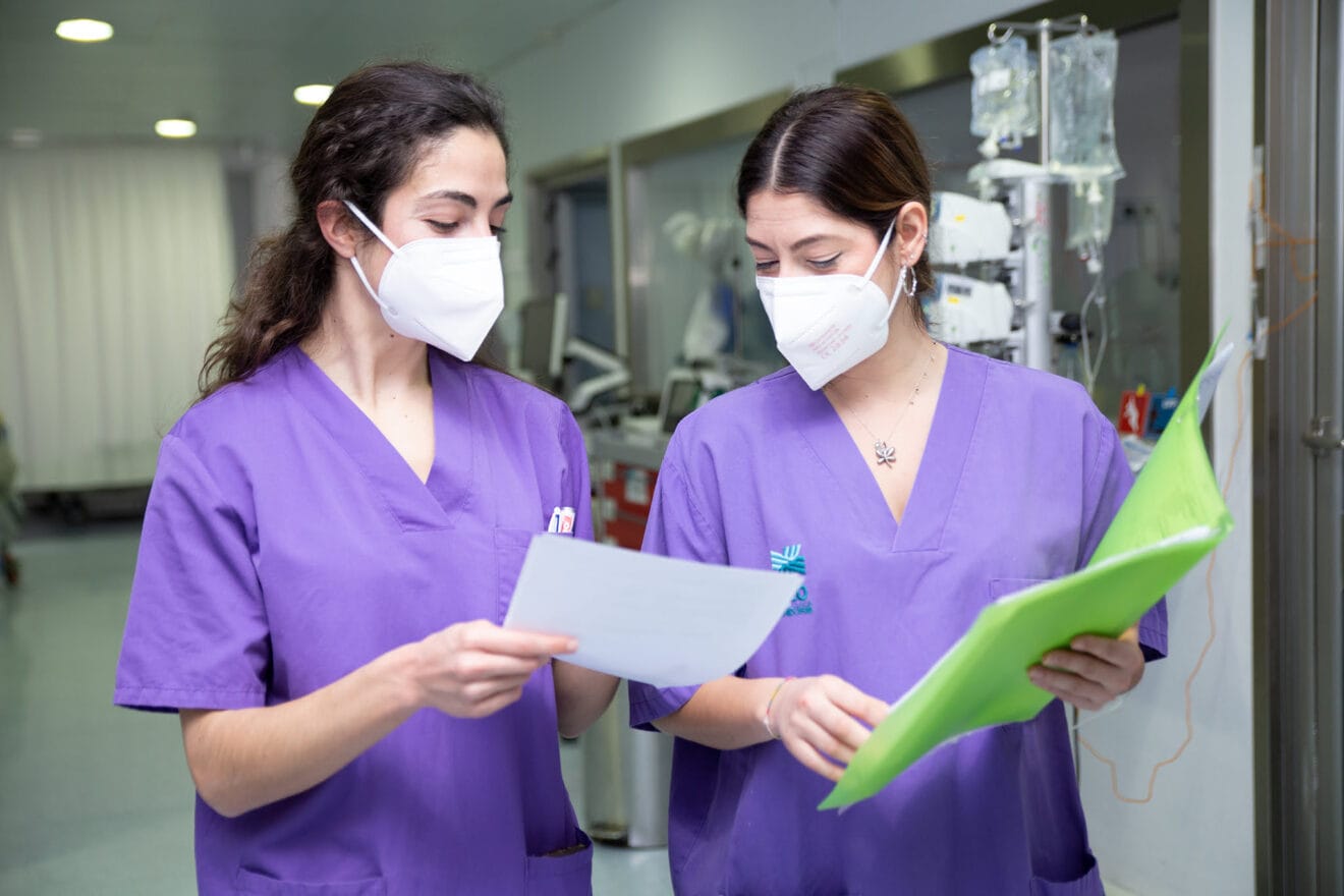 Equipo HCB Benidorm trabajando