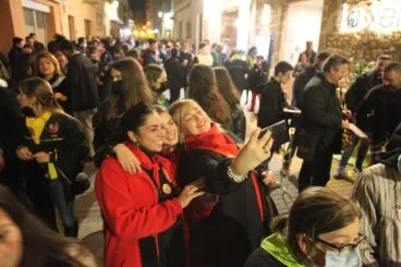 Las Fallas vuelven a salir a las calles de Dénia