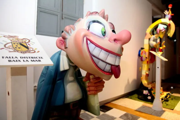 los ninots de denia llegan a la casa de la marquesa 10
