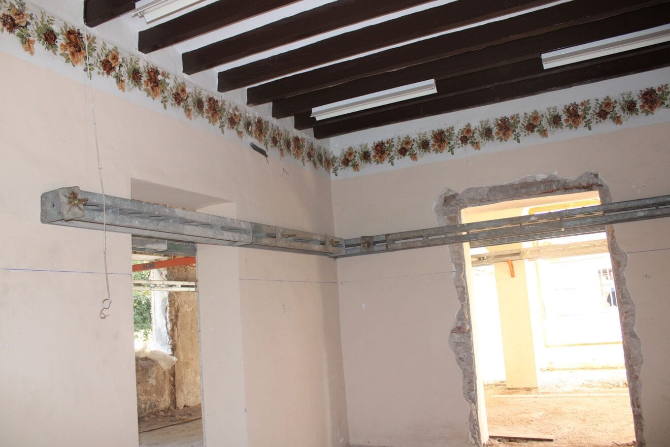 Obras de reforma en el edificio de Torrecremada en Dénia 08