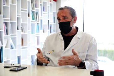 palau durante su entrevista en el hospital de denia