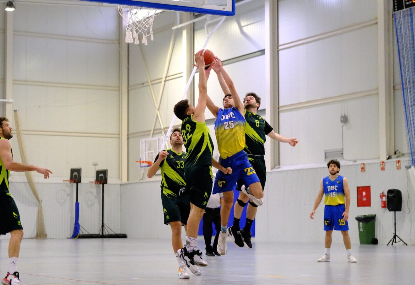 Senior masculino Preferente pierde ante el CB Sueca