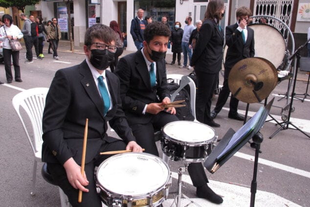 concierto de la banda en la falla saladar 11