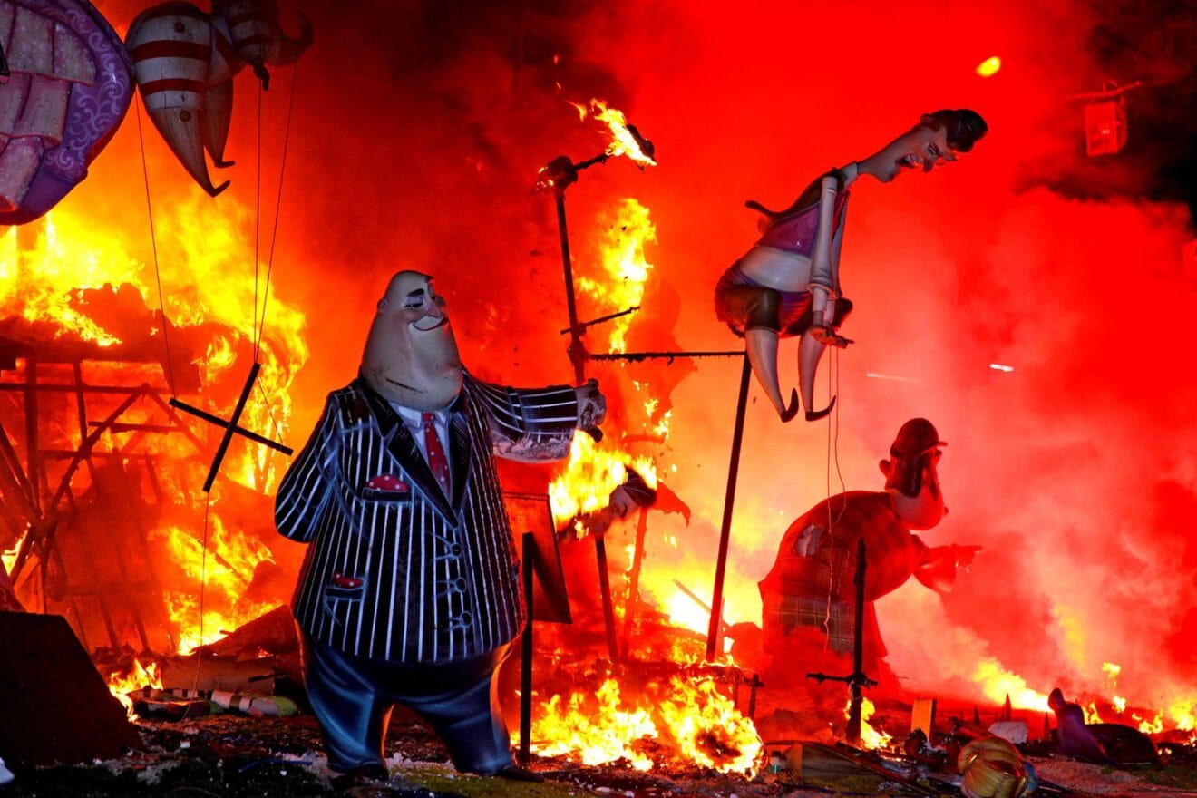 Cremà de las fallas ganadoras de Dénia 2022 47