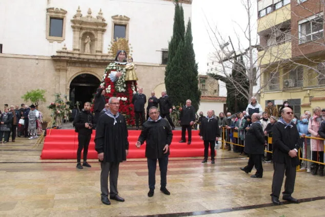 El fuego se impone a la lluvia: las Fallas de Dénia despiden el ejercicio más largo de la historia 69 dia de la ofrenda de las fallas 2022 64
