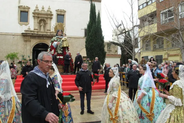 El fuego se impone a la lluvia: las Fallas de Dénia despiden el ejercicio más largo de la historia 68 dia de la ofrenda de las fallas 2022 65