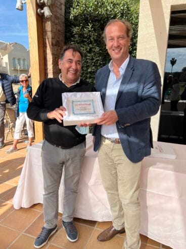 Emocionante despedida a Paco García en La Sella Golf