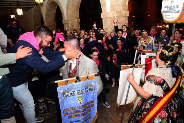 Así fue la emocionante y rogada entrega de premios de las Fallas de Dénia 2022 181 entrega de premios de las fallas de denia 2022 97