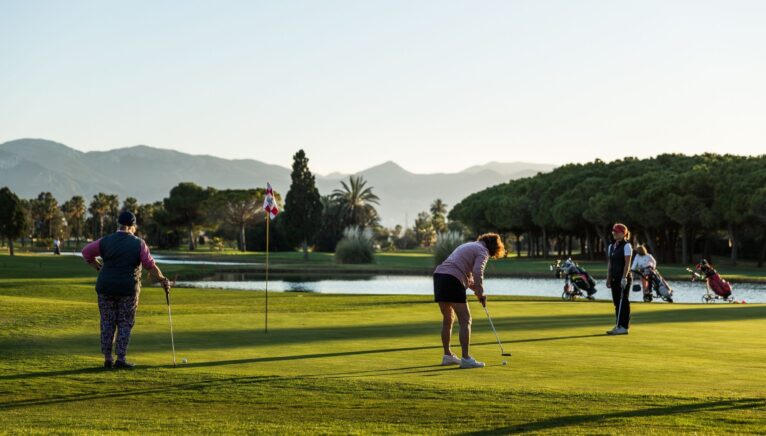 Experiencia golf en Oliva Nova