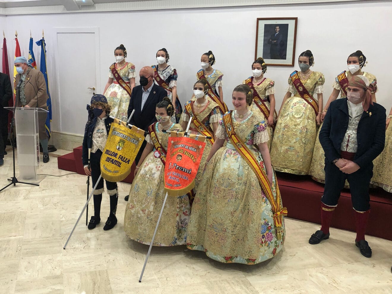 La falla infantil de Baix la Mar se alza con el primer premio de la sección especial