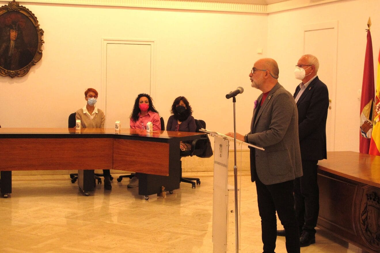 Lectura del manifiesto del Día de la Mujer en Dénia 16