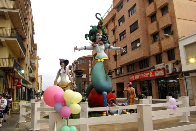 Recorrido por las Fallas de Dénia: así son los 11 monumentos grandes del 2022 19 Imagen: Monumento de la falla Campaments