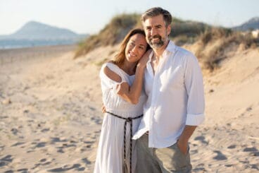 Recorre las estupendas playas de Oliva Nova