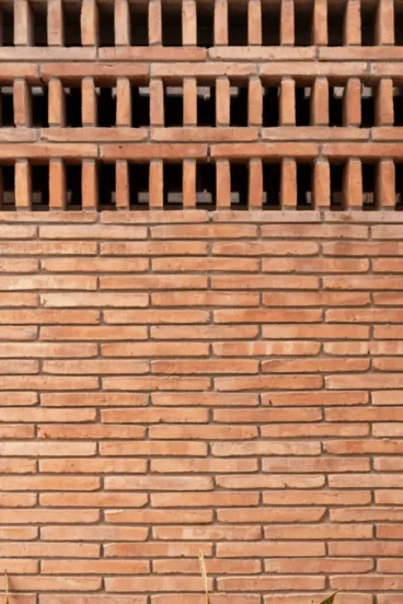 Piel de ladrillo de la vivienda