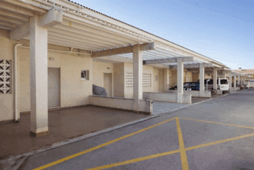 Plaza de parking del adosado en alquiler vacacional