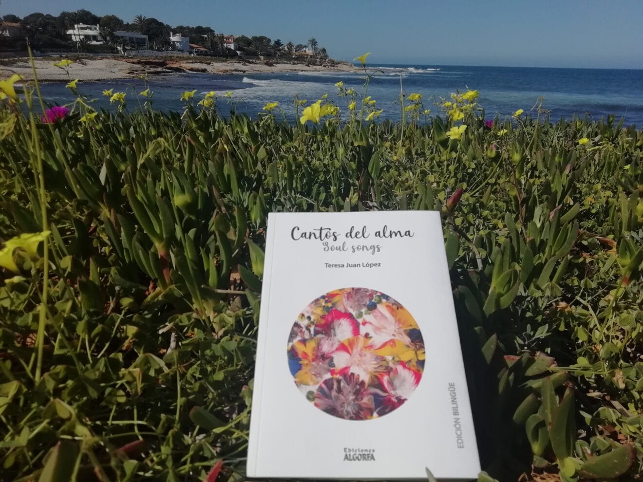 Portada del libro Cantos del Alma