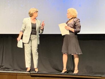 Recital La dona poeta Dona’m un vers en Dénia 06