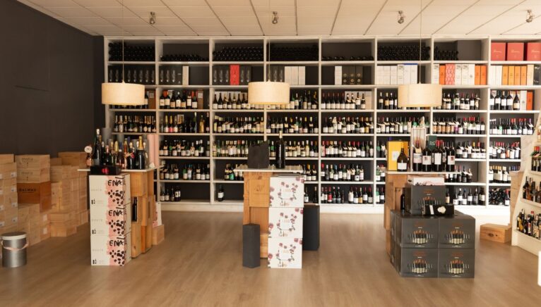 Vinivars, la teua botiga de vins a Dénia