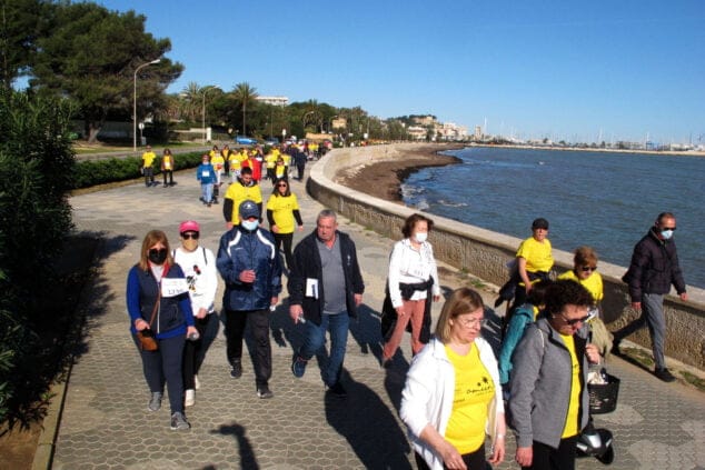 caminata solidaria de amunt contra el cancer en denia 12