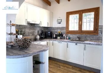 Cocina con barra americana