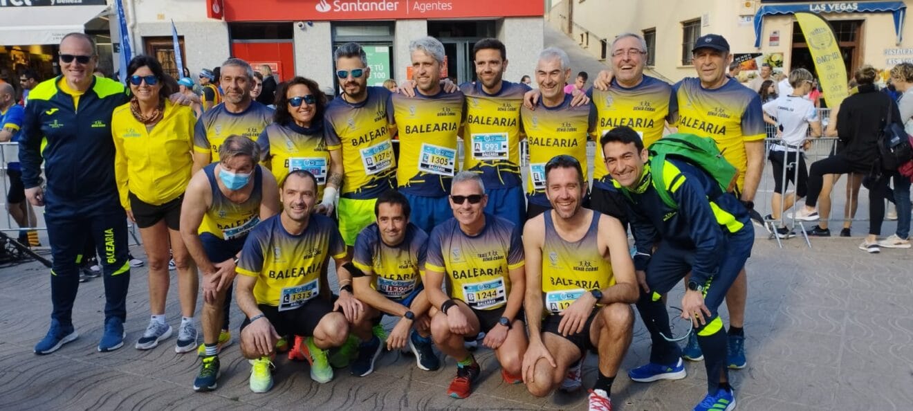 Corredores del Dénia Corre en la Volta a Peu de Teulada