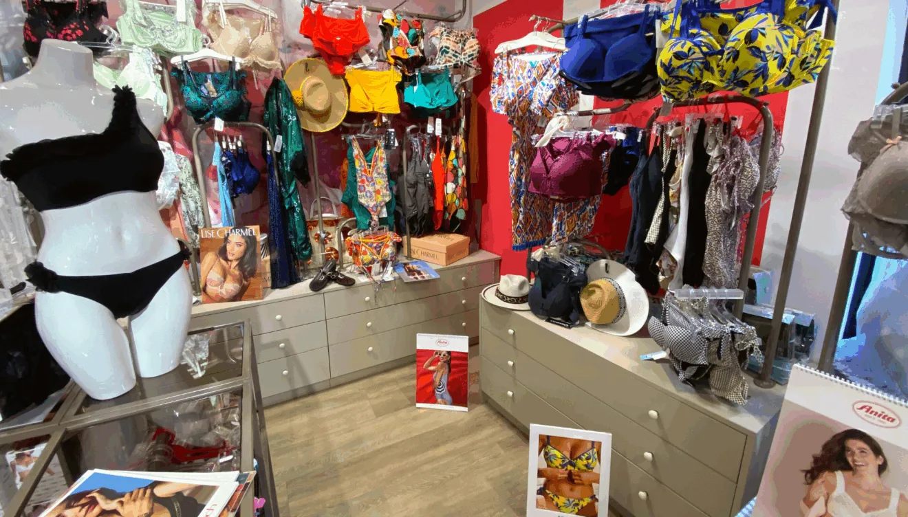 Descubre la nueva colección en moda de baño de Leveleleven