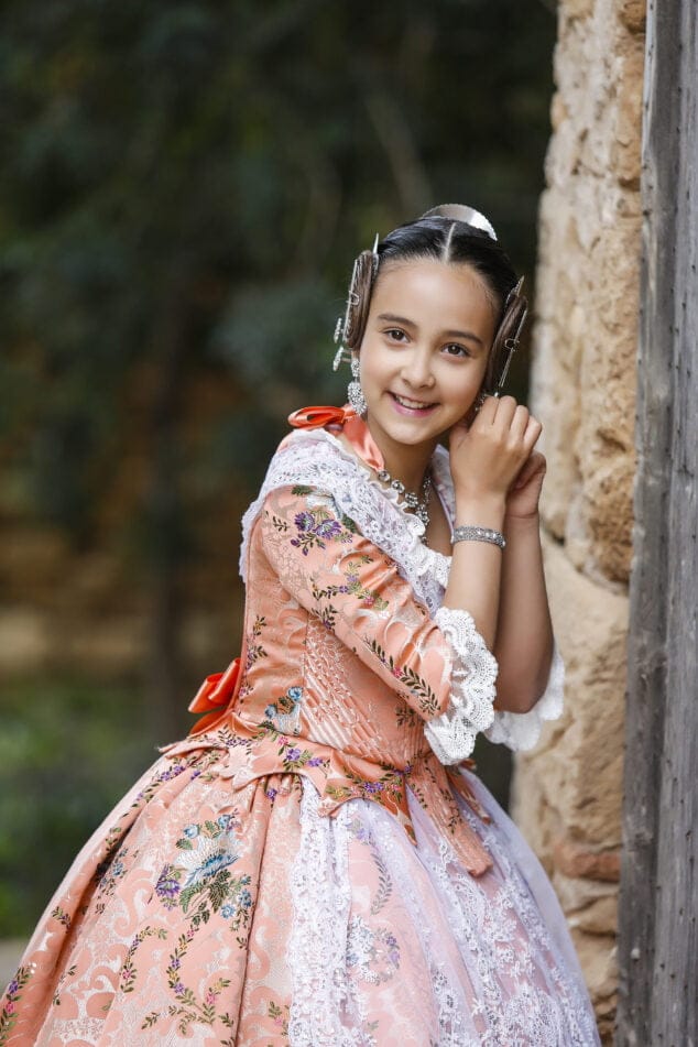 laia minana gregorio falla darrere del castell