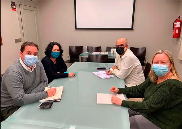 Imagen: Reunión entre la FEMMICC y el Ayuntamiento de Dénia