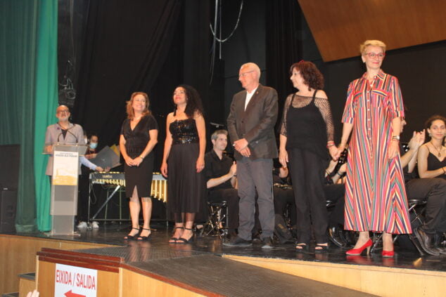 Imagen: Primeras mujeres de la Agrupación Musical de Dénia