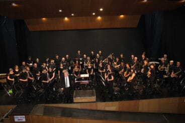 Homenaje a las cuatro primeras mujeres que formaron parte de la Agrupación Artística Musical
